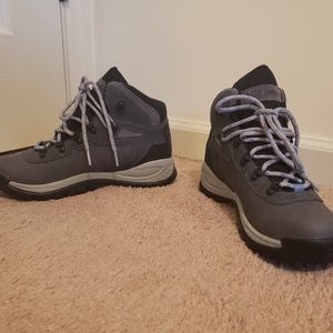 Brand New Columbia Hiking Boots For Sale